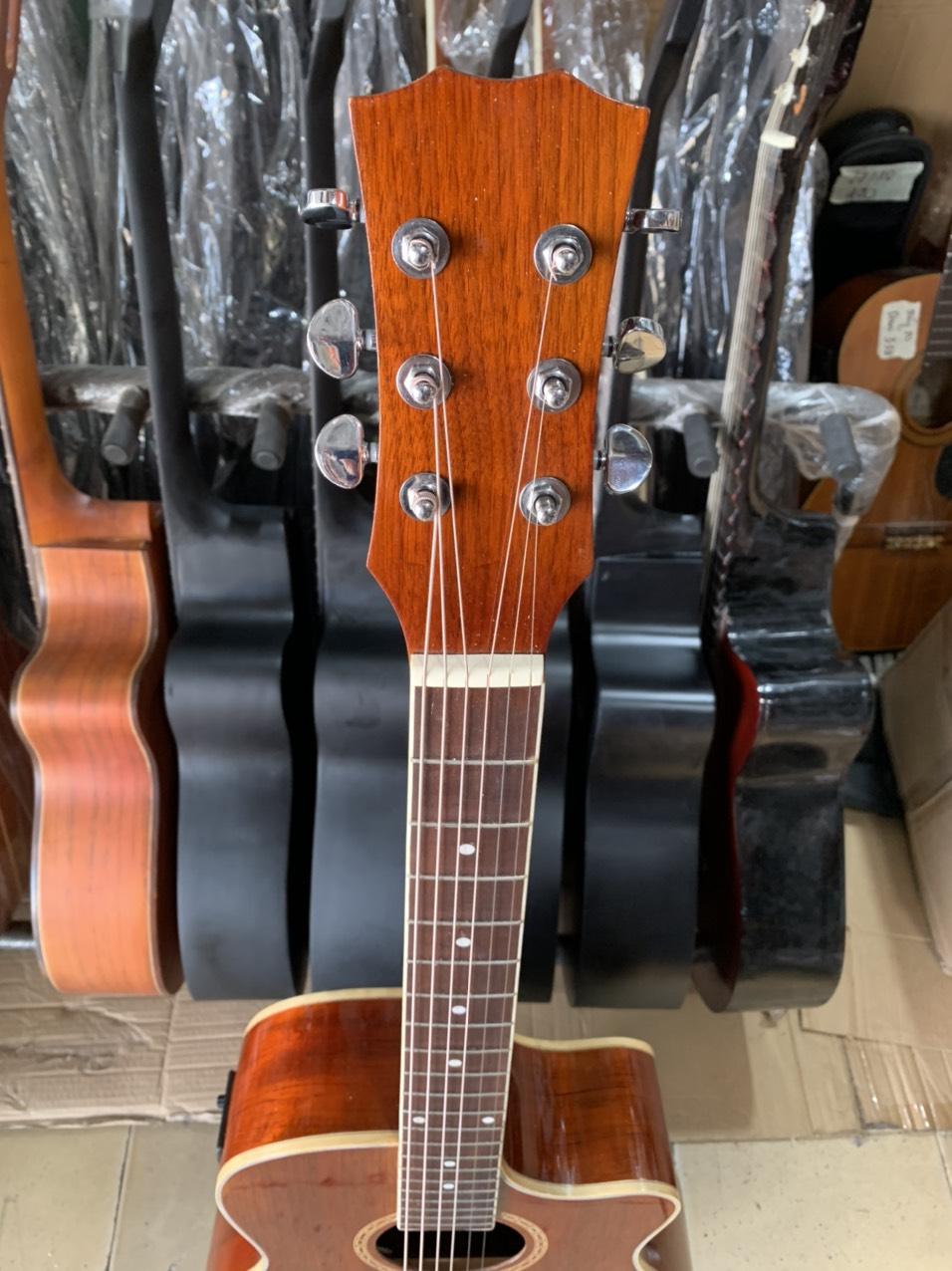 dan-guitar-acoustic-full-go-hong-dao-mp-a4 (5)