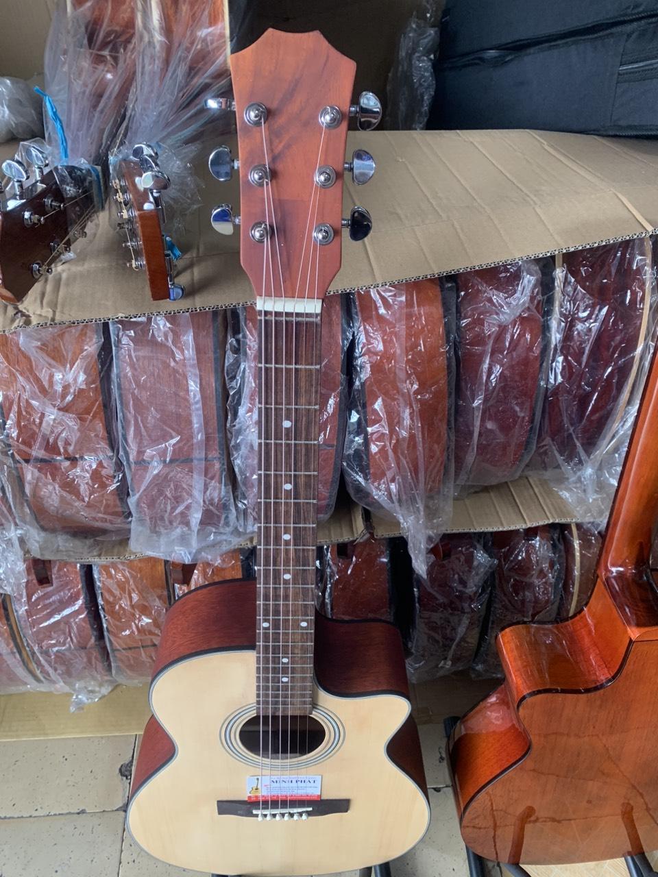 dan-guitar-acoustic-go-hong-dao-gia-re-MP-A3 (3)