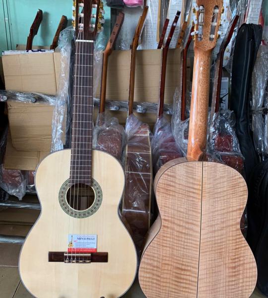 Đàn guitar classic gỗ Còng nguyên miếng cao cấp