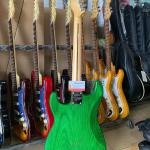 Đàn Guitar Vọng Cổ Điện Fender MP-DVC6-1