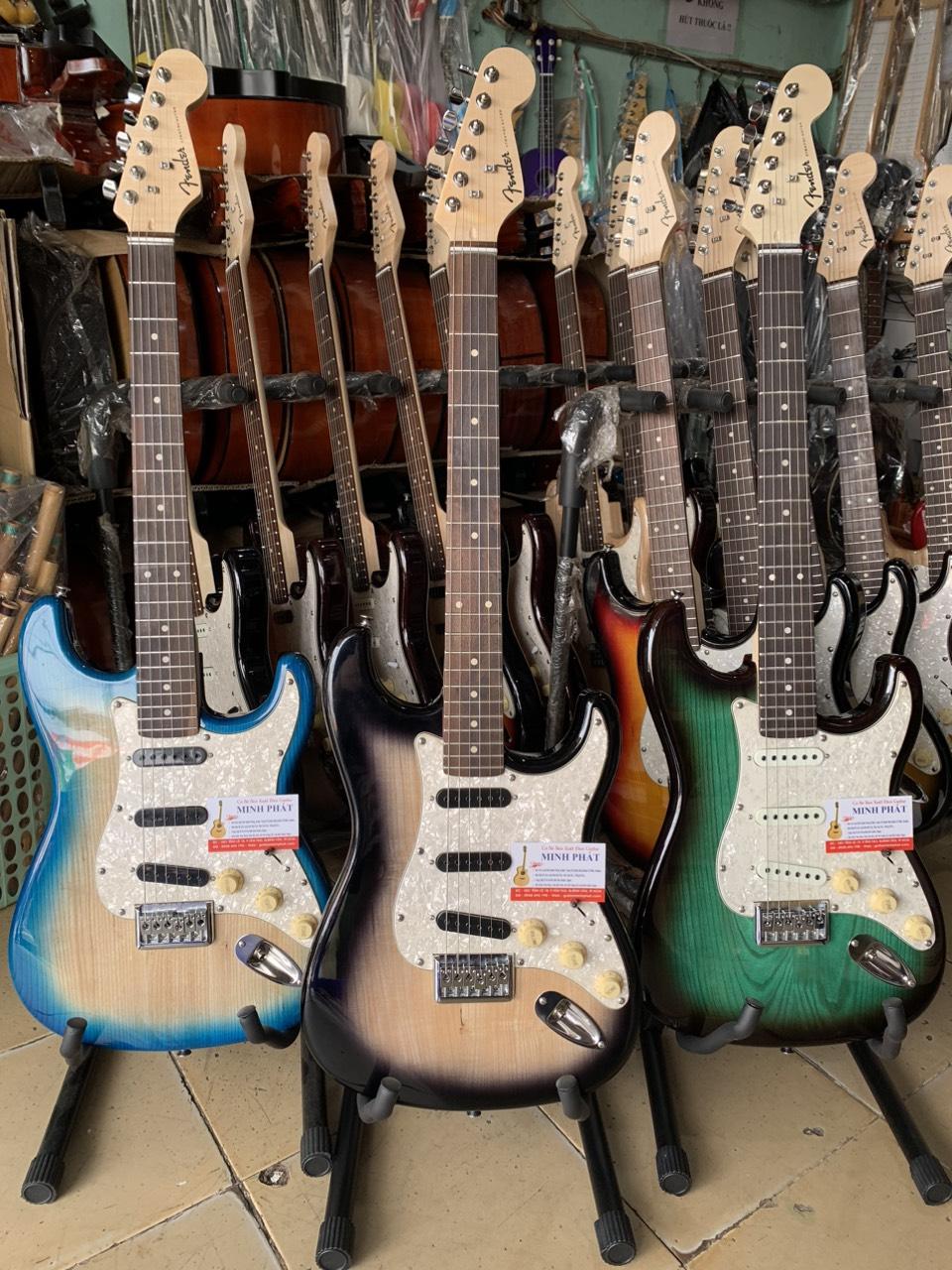 mua-dan-guitar-dien-o-dau-tphcm