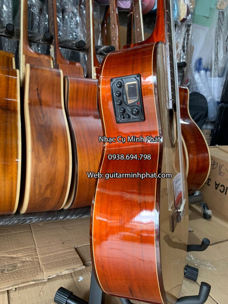 chi tiết mẫu Guitar Classic có EQ MP-C1 tại cửa hàng Nhạc Cụ Minh Phát TPHCM